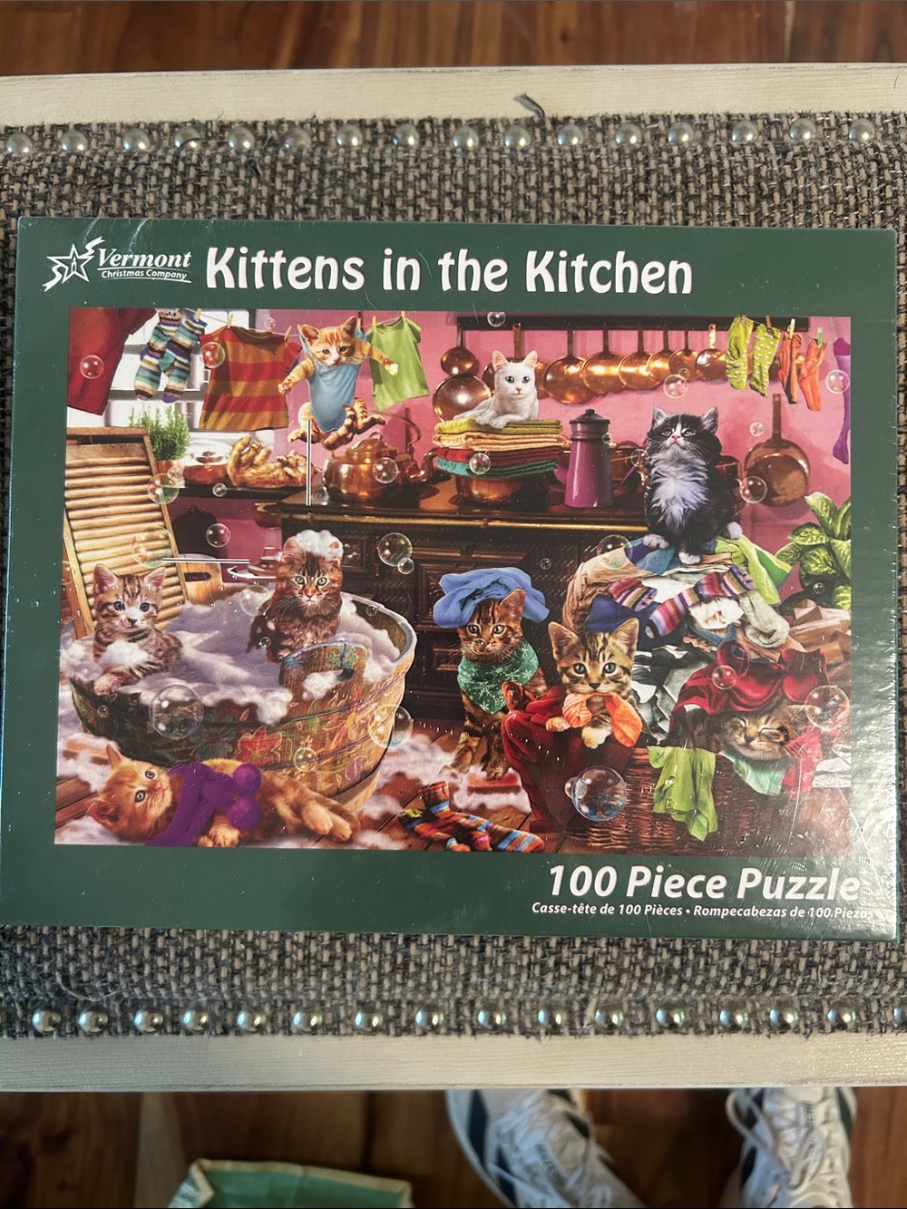 Kittens in the Kitchen 100-Piece Puzzle - Green Box